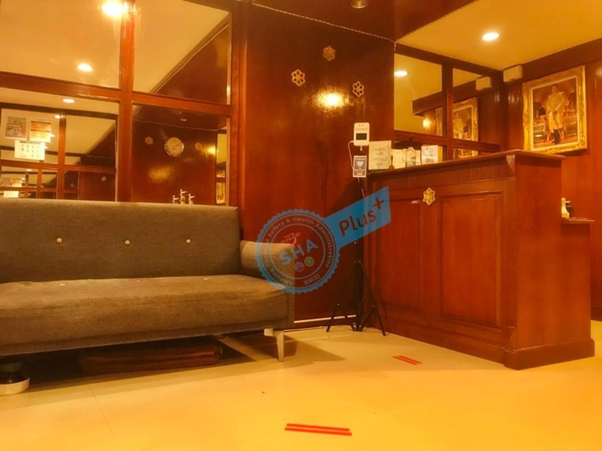 Le Tanjong House Hotel Patong Bagian luar foto